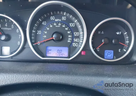 2011 Hyundai Veracruz Limited z USA, uszkodzony, nr VIN KM8NU4CC5BU176766